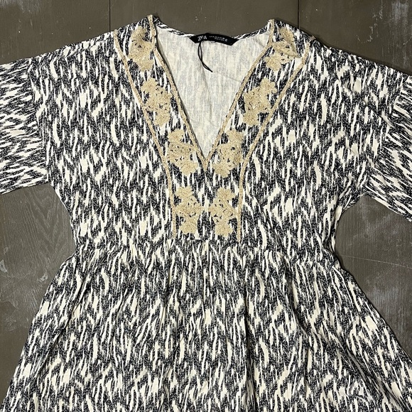 Zara Black Cream Long Sleeve Flared V Neck Dress Embroidered NWOT Ladies Small - Picture 5 of 7